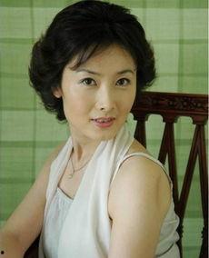 女演员 杨柳生活照,光影中的优雅人生