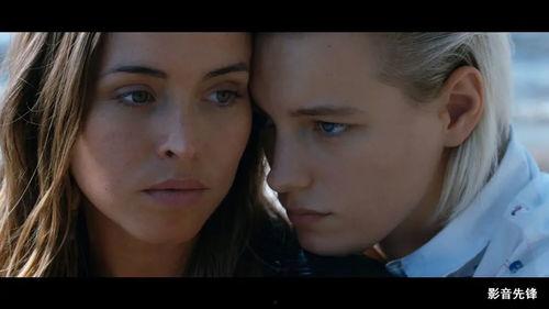 她唇之下演员采访,深度访谈揭示角色魅力